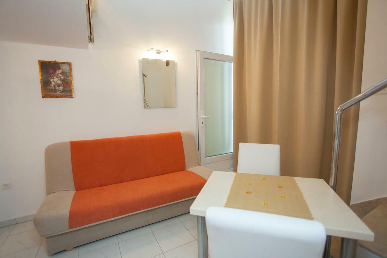 Apartments Vlado Podgora Exterior photo