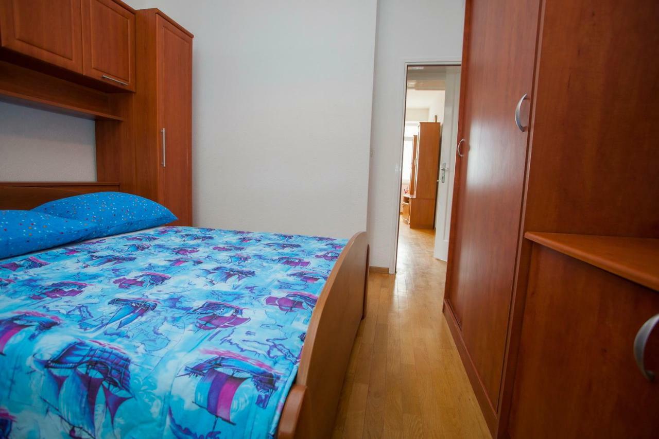 Apartments Vlado Podgora Exterior photo