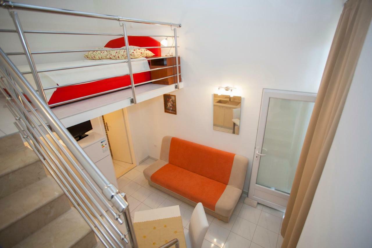 Apartments Vlado Podgora Exterior photo